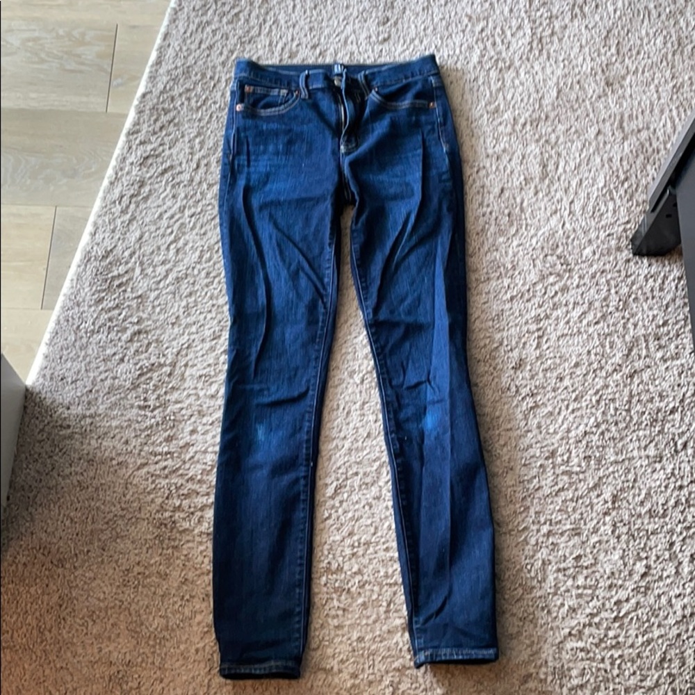 Gap dark wash skinny jeans